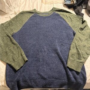 GAP Blue and Green Men's Sweater